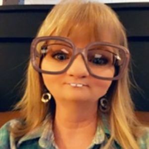 Meet your Posher, Terri